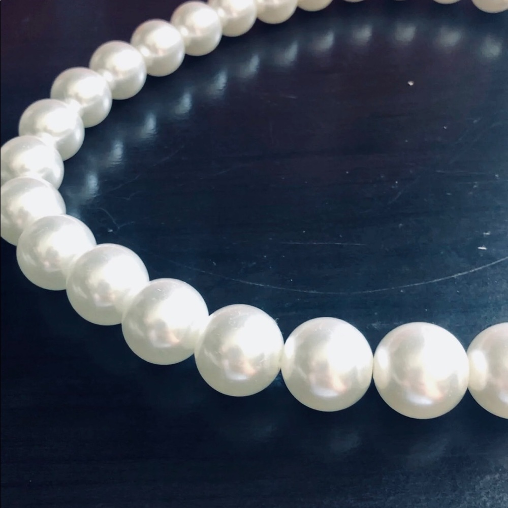 Necklace - Picture 3 of 3